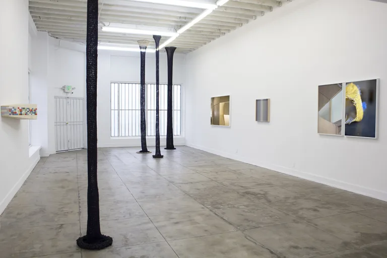 Installation image of Un-structure at Ochi Projects, Los Angeles