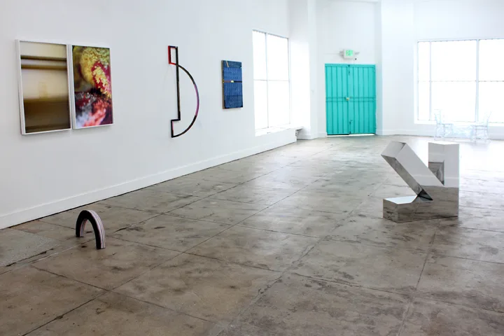 Installation image of Up to and Including the Horizon at Ochi Projects, Los Angeles, CA, 2015