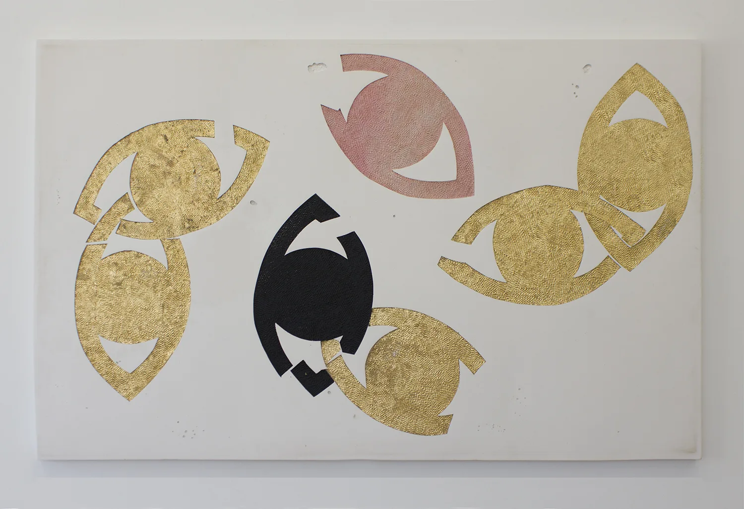 Eye Chain, Gold, 2017 by Erin Morrison, enamel and metal leaf on gypsum cement 46.25 x 73 inches